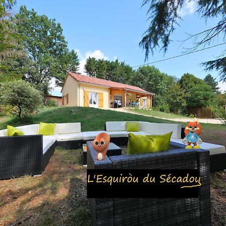 L'Esquirou Du Secadou Villa Castels Exteriör bild