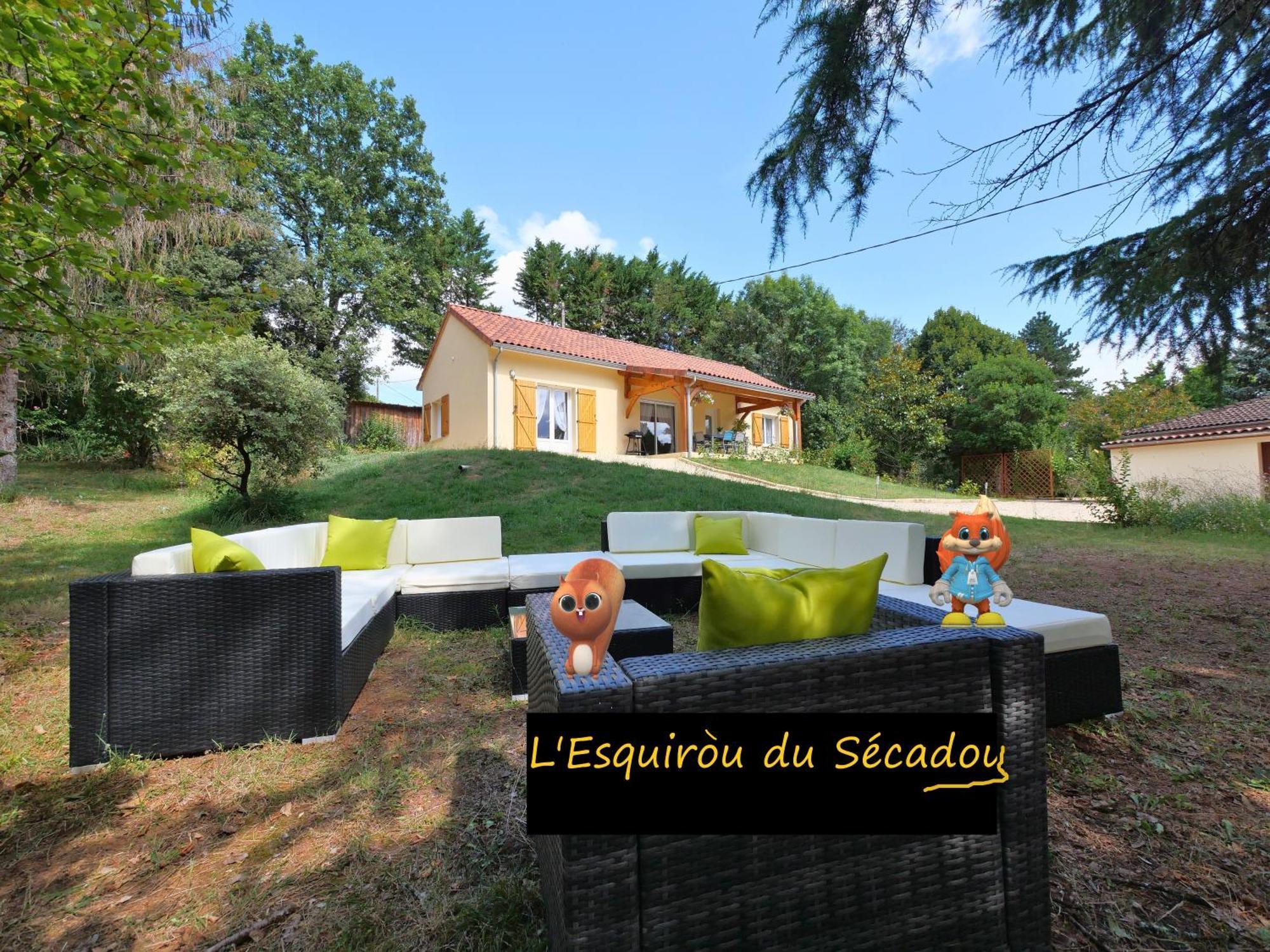 L'Esquirou Du Secadou Villa Castels Exteriör bild